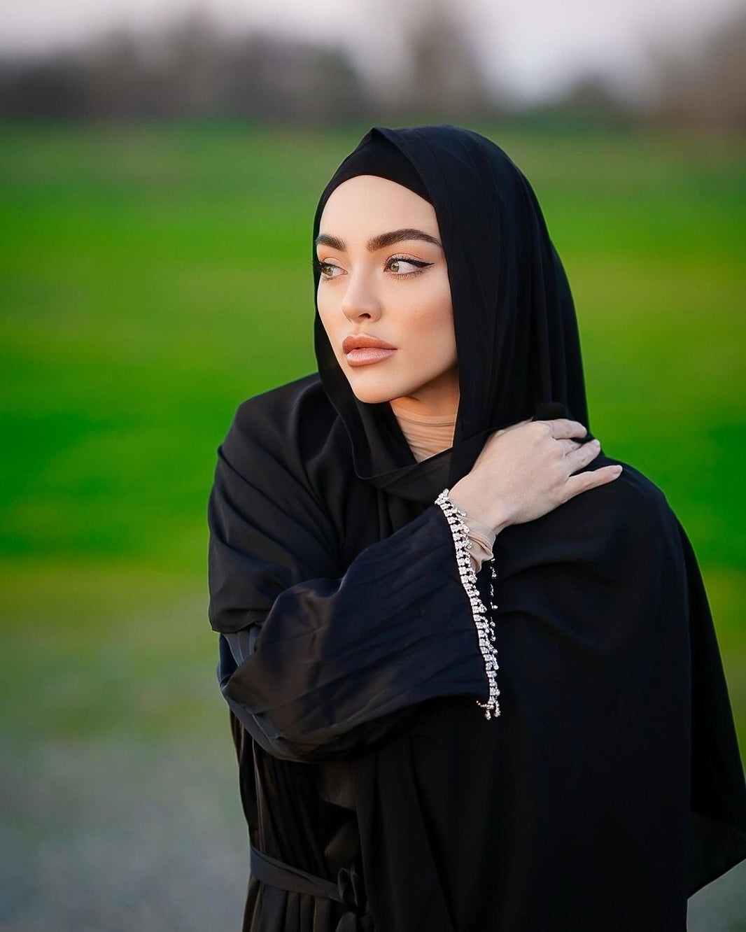 2PC Malika Satin Abaya Set - Black Satin Abaya Fajr Noor