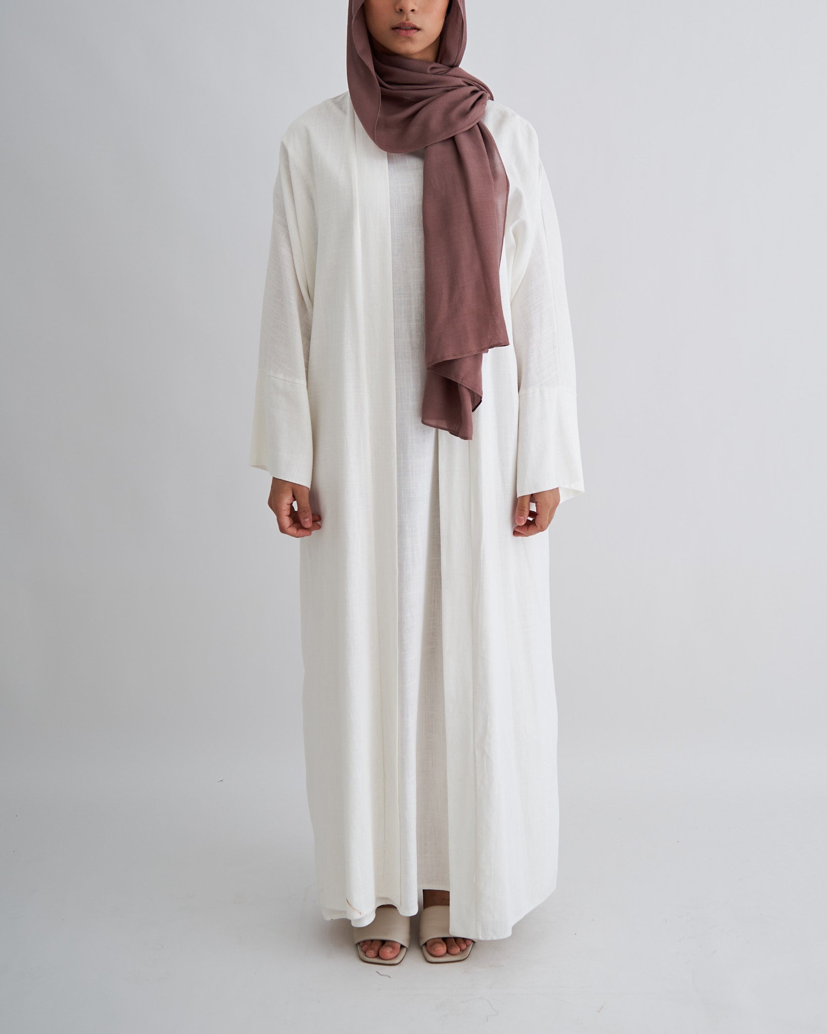 Aya Linen Abaya - White
