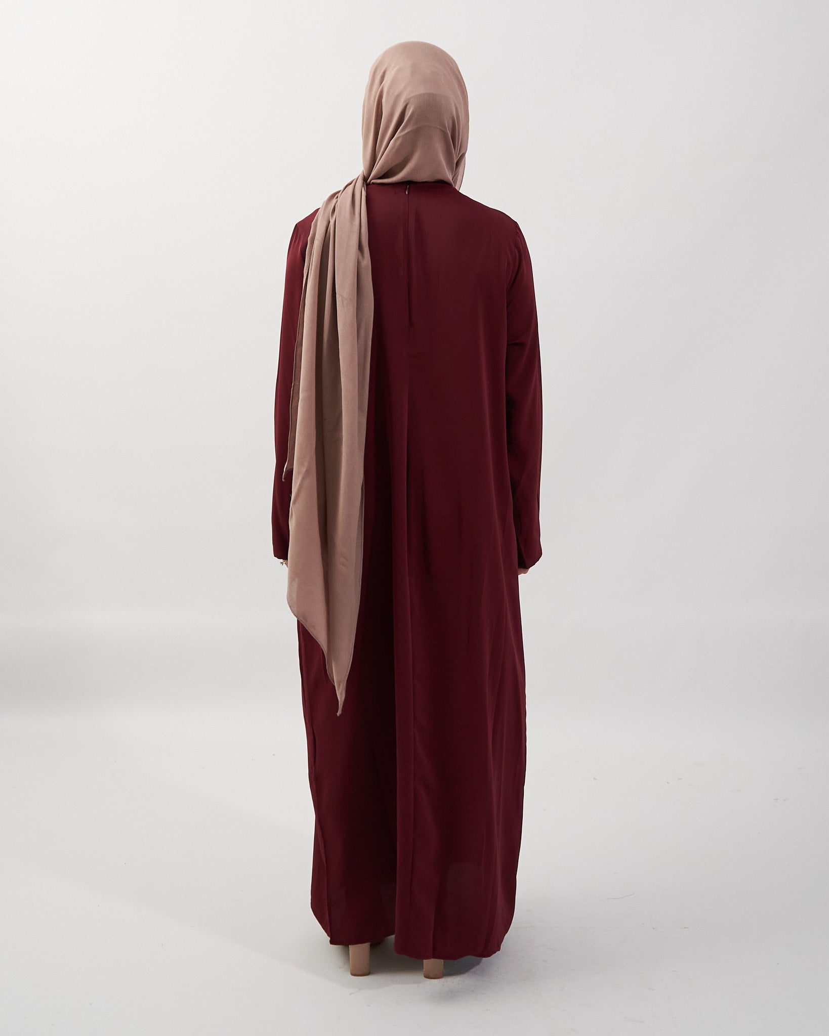 Essential Abaya - Maroon