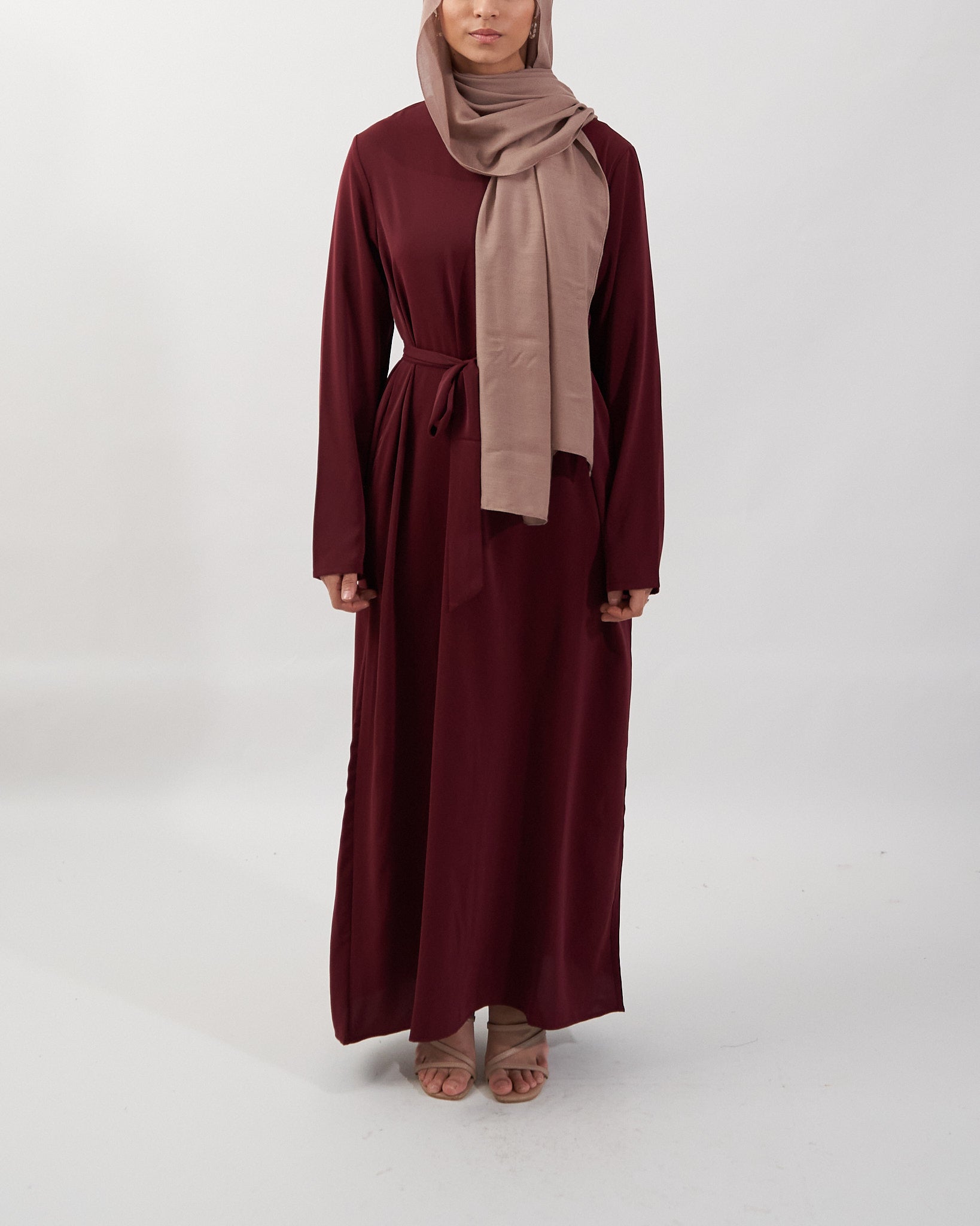 Essential Abaya - Maroon