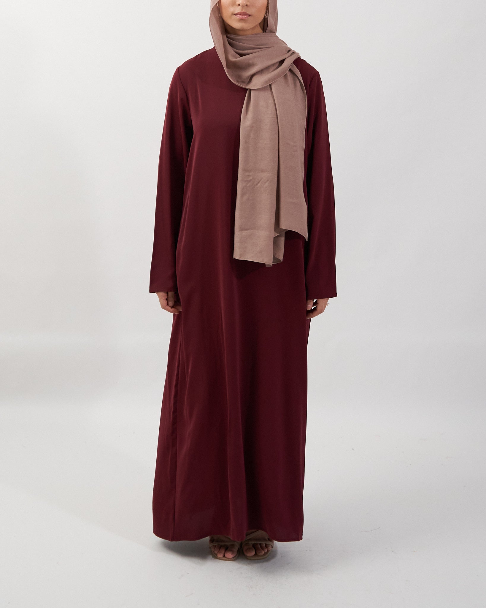 Essential Abaya - Maroon