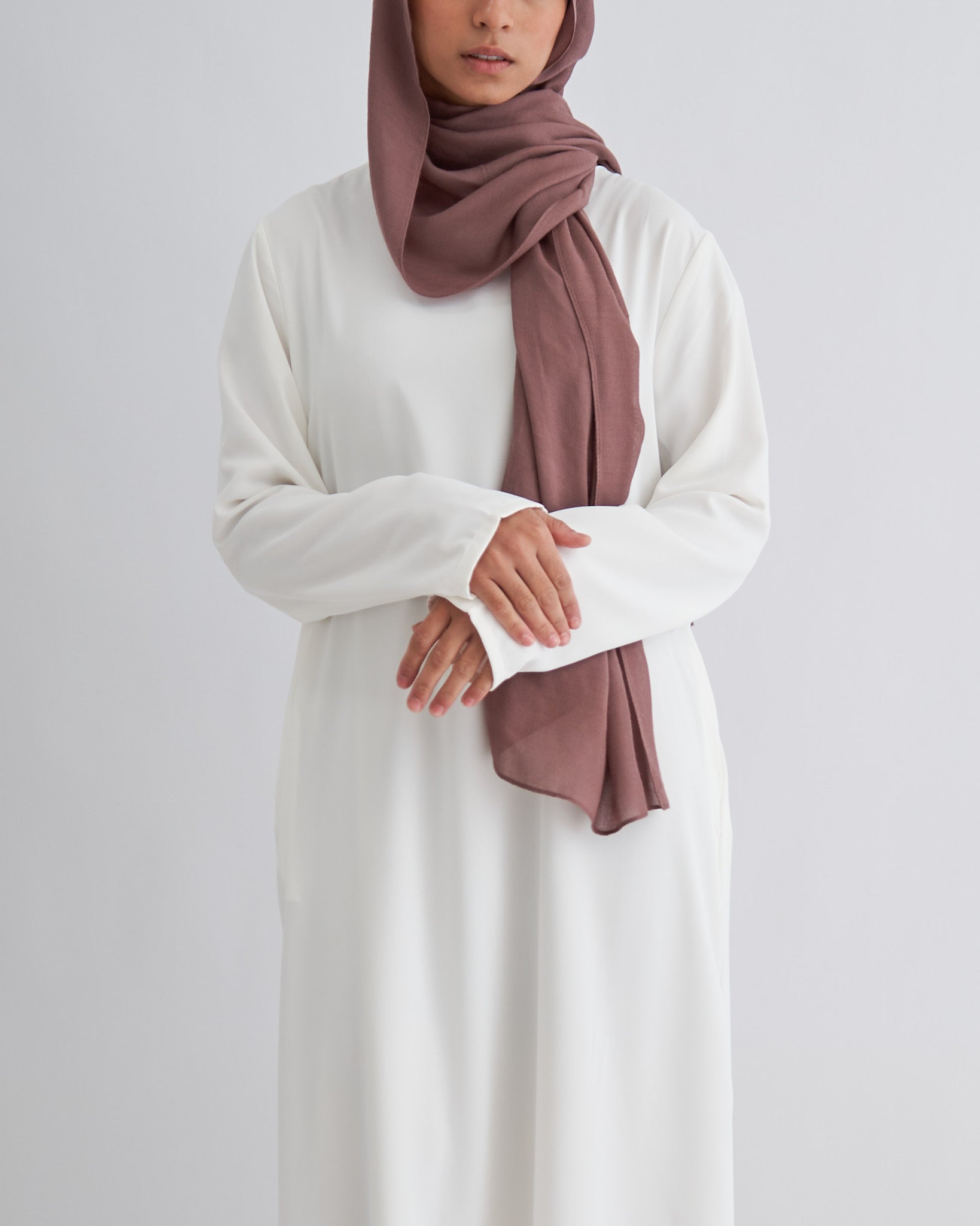 Essential Abaya - White
