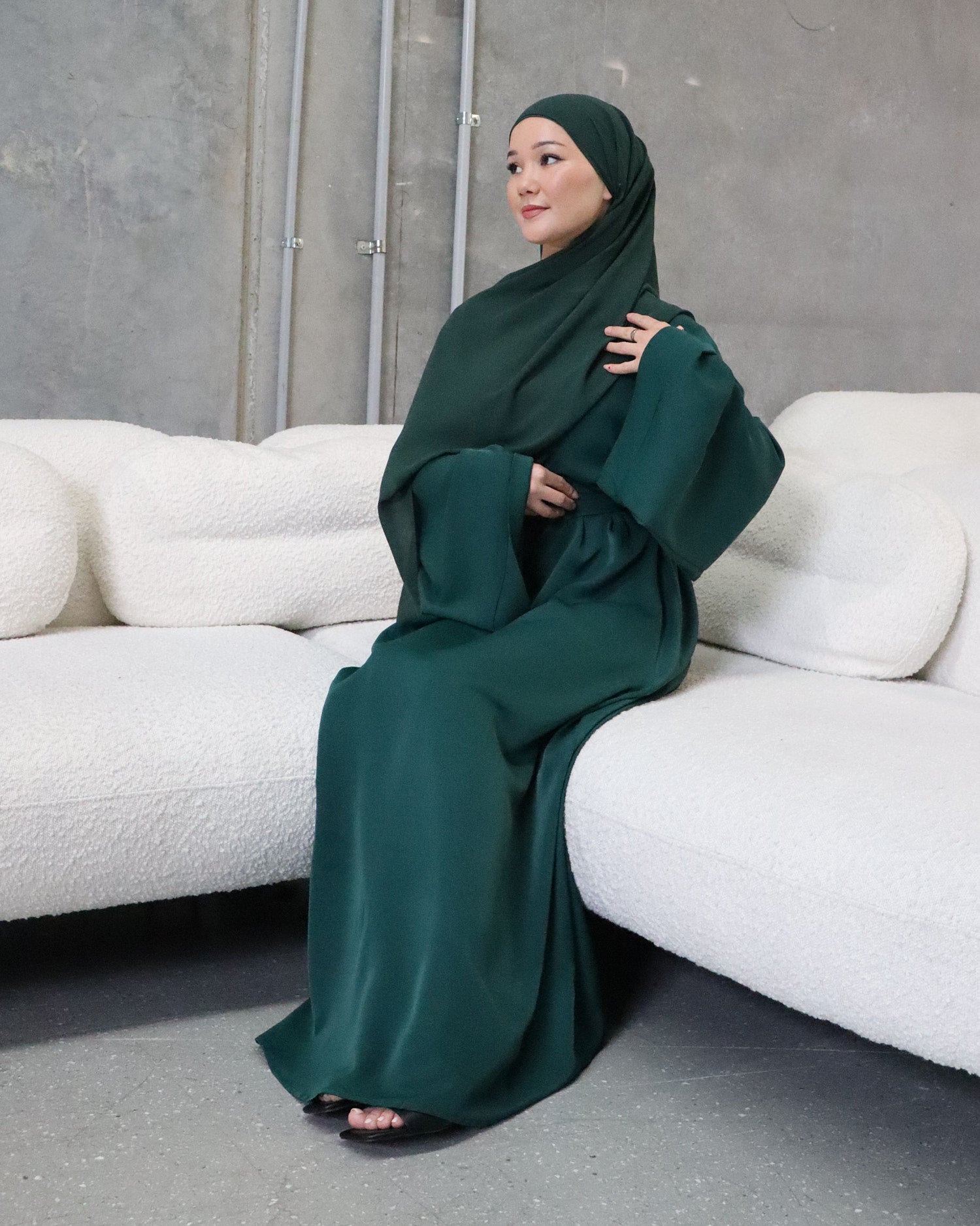 Closed Emerald Khatijah Abaya