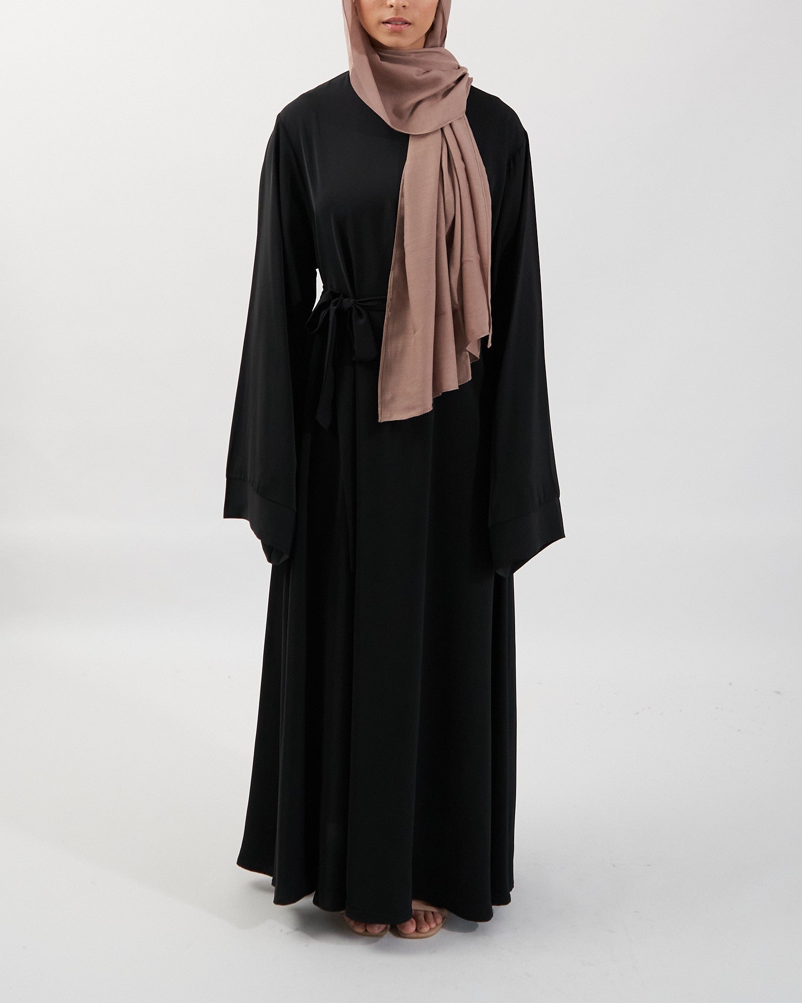 Khatijah Abaya - Black Closed Abaya Fajr Noor S
