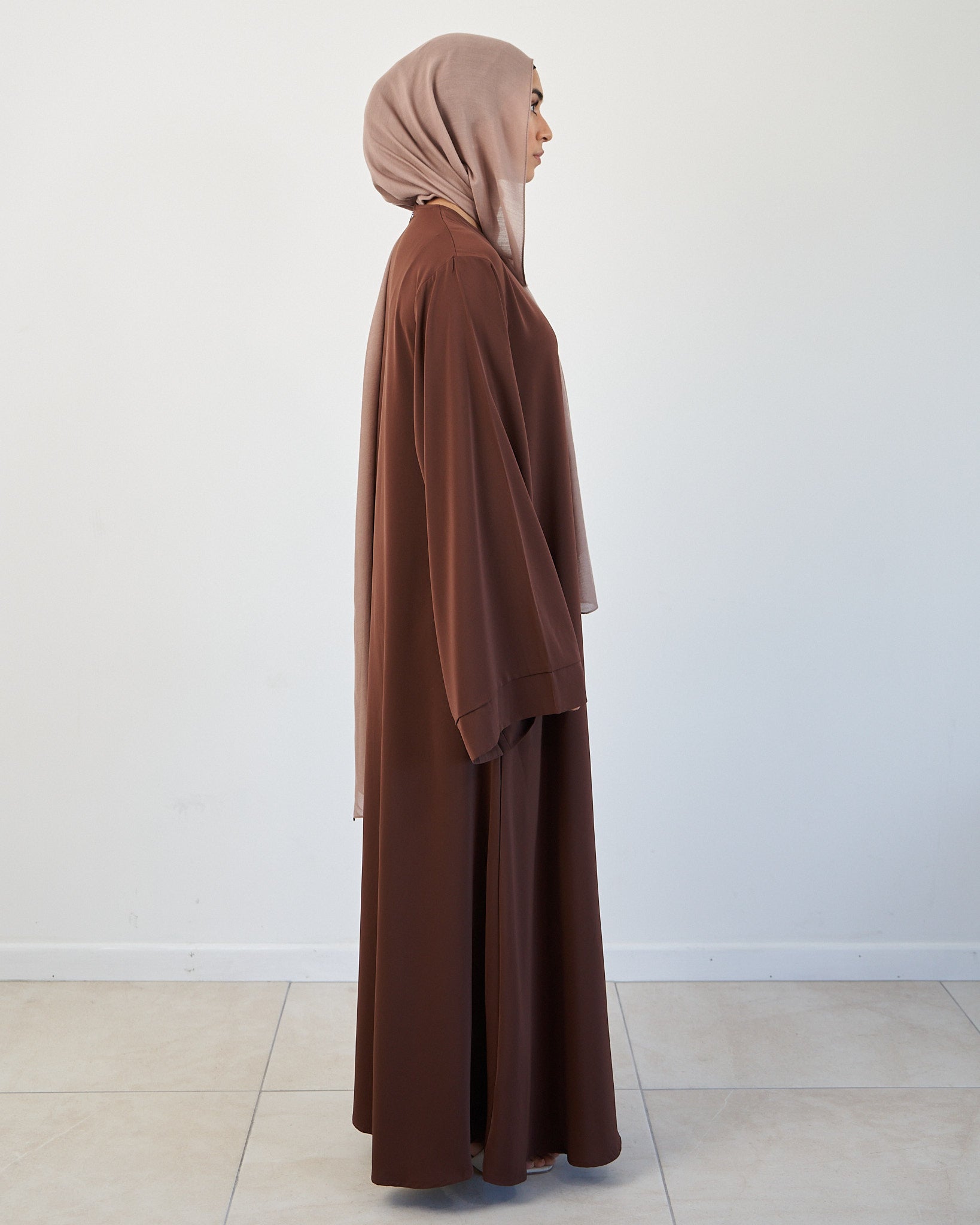 Khatijah Abaya - Coffee Closed Abaya Fajr Noor