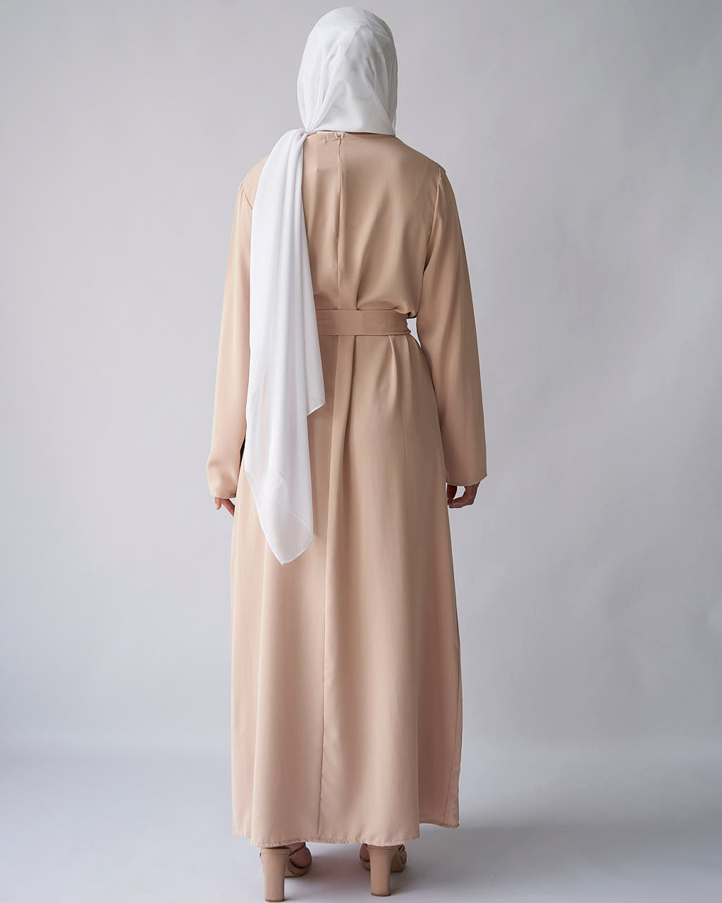 Essential Abaya – Creme