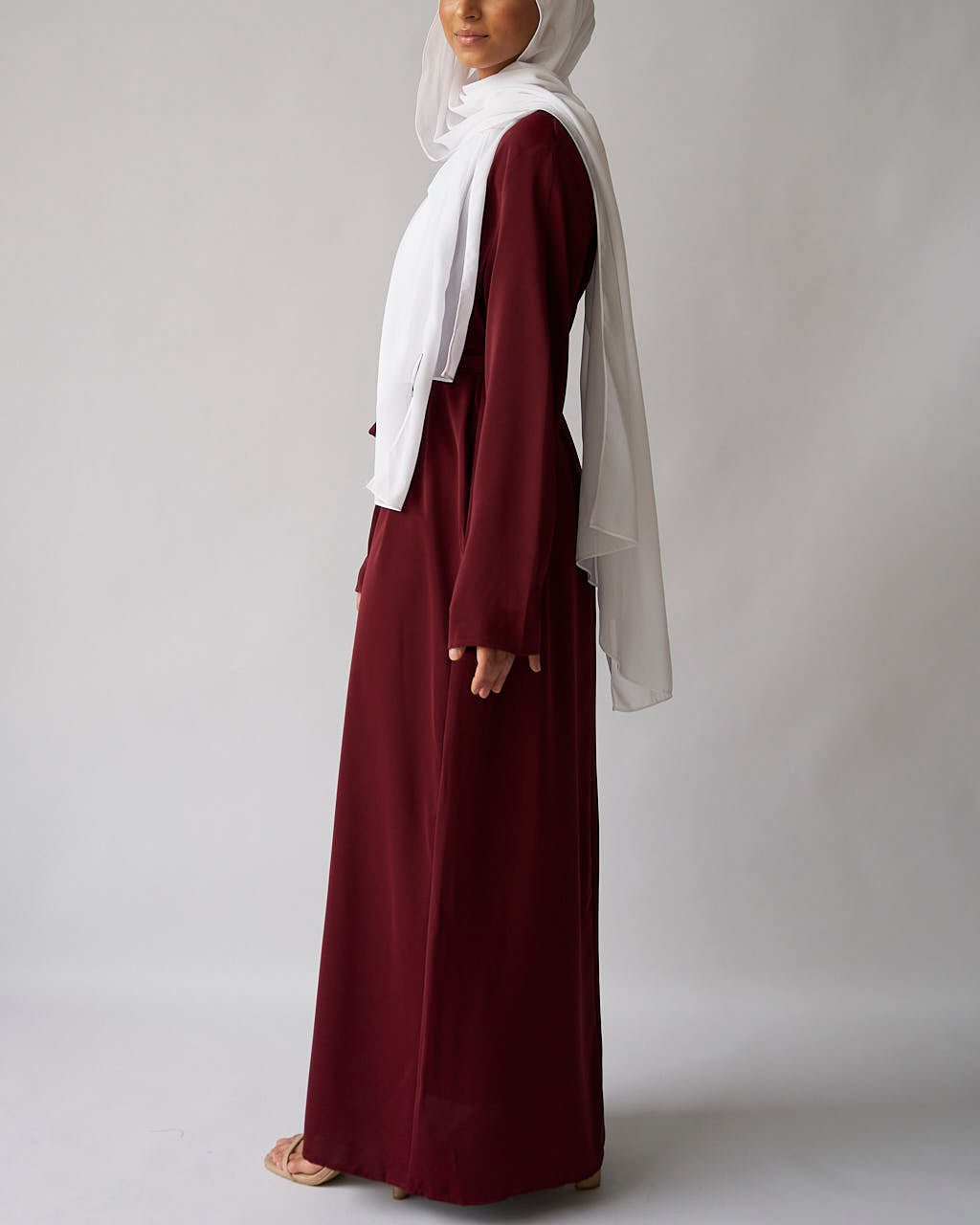 Essential Abaya - Maroon