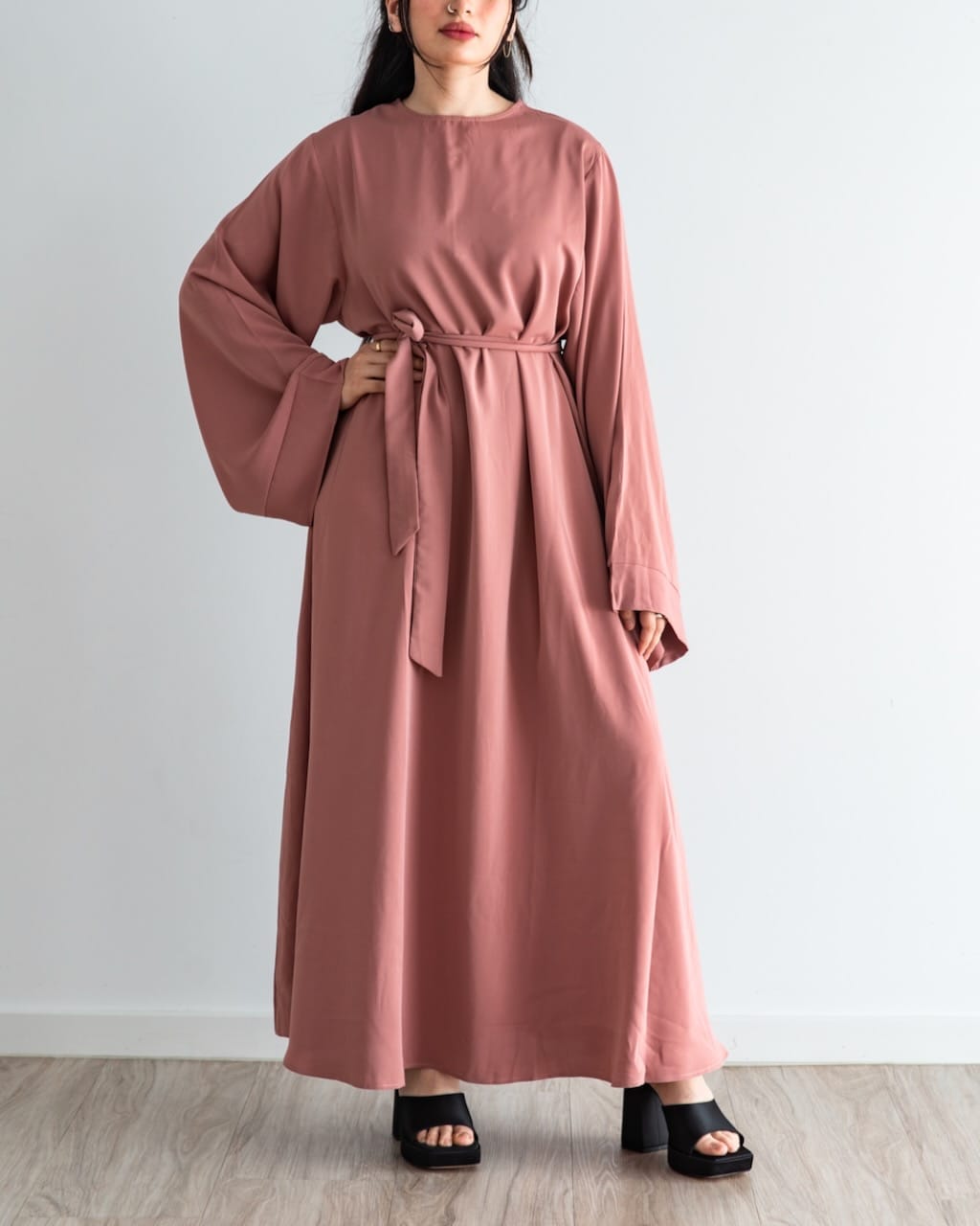 Khatijah Abaya – Rosa