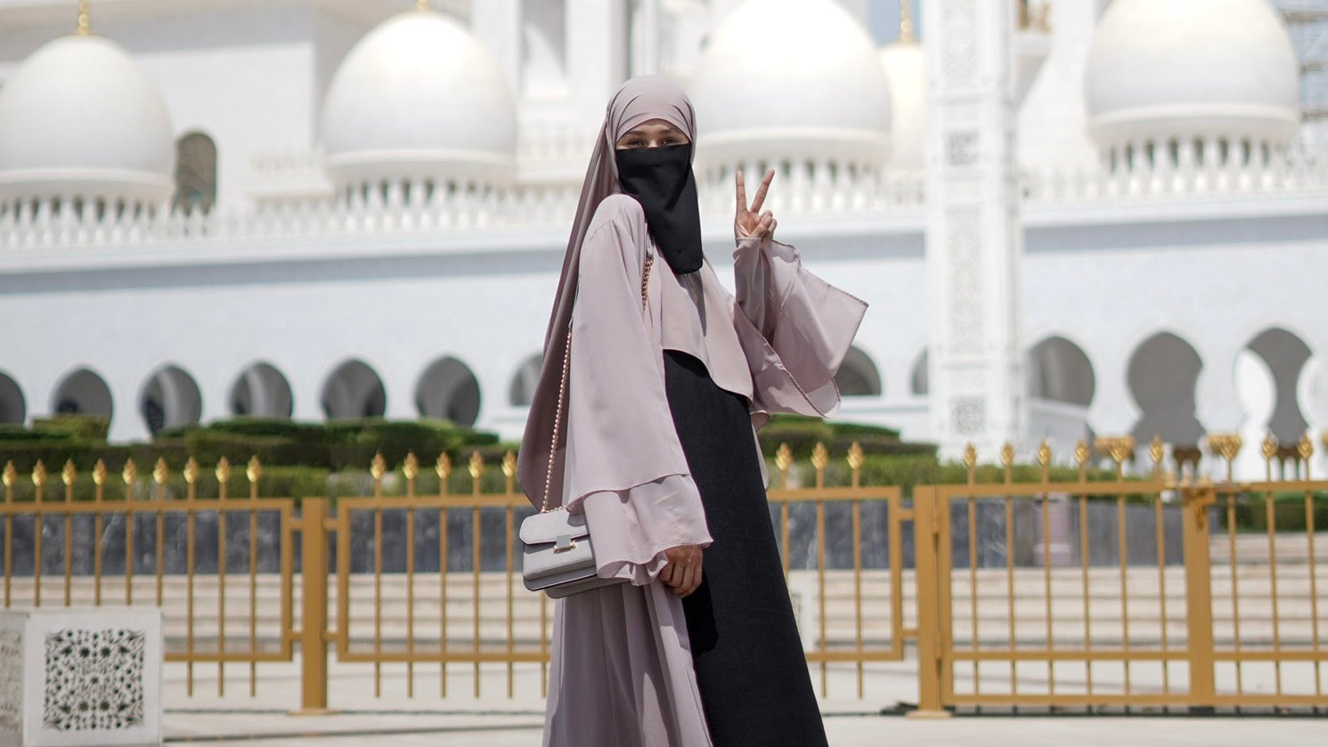 4 Common Hijab Fabrics - Ultimate Hijab Care Guide! Mosque Niqabi Nude Aisha Abaya