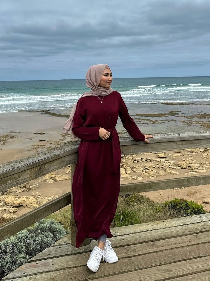 Essential Abaya with Pockets - Maroon Essential Abaya Fajr Noor 