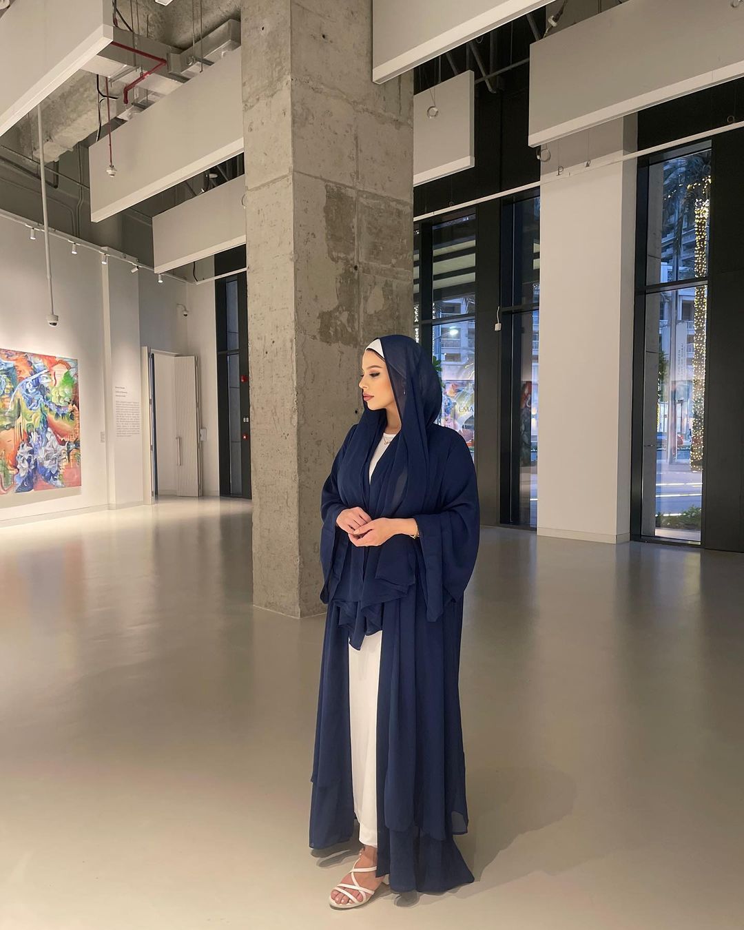 Aisha Abaya + Hijab - Navy