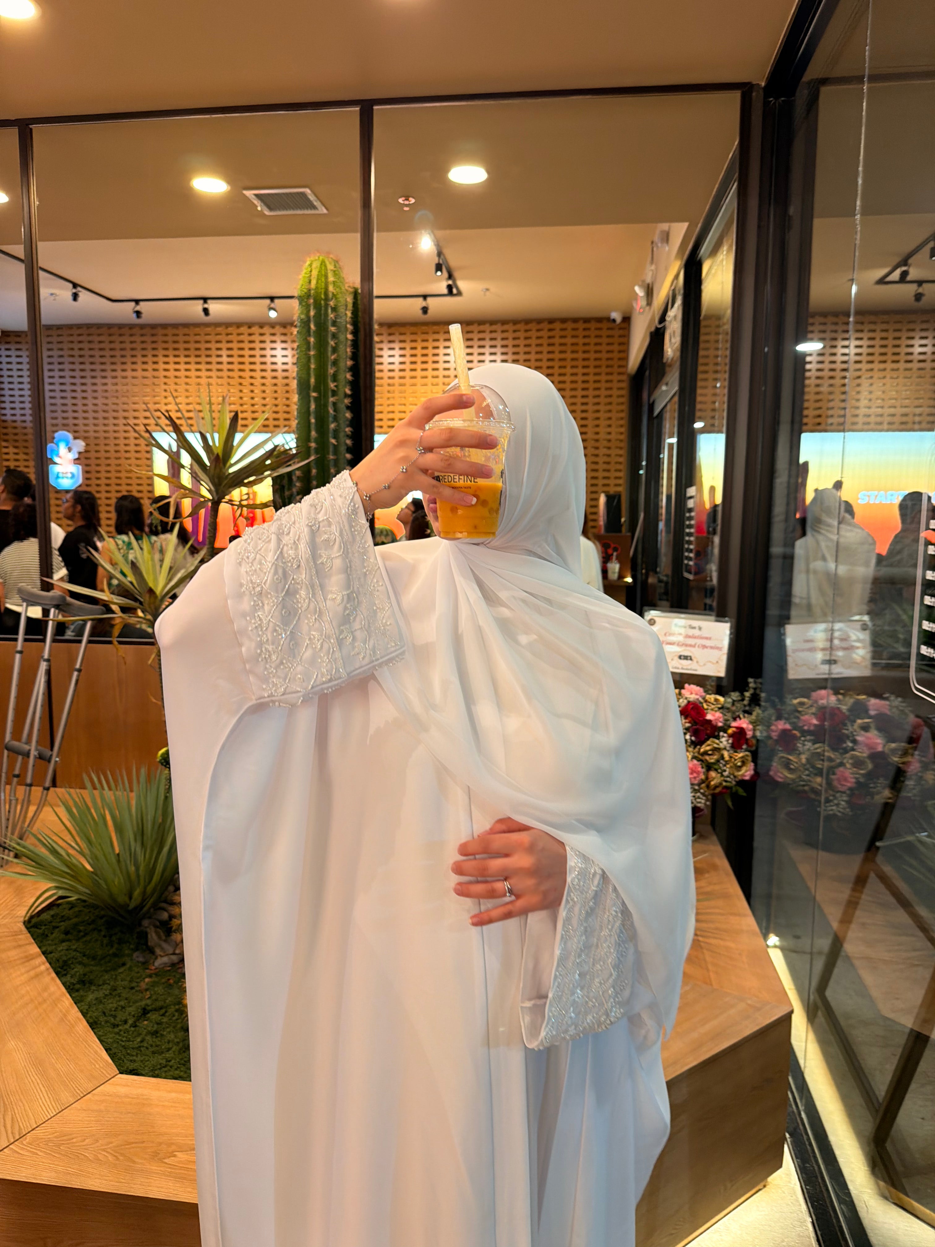 Maryam Eid Abaya - White