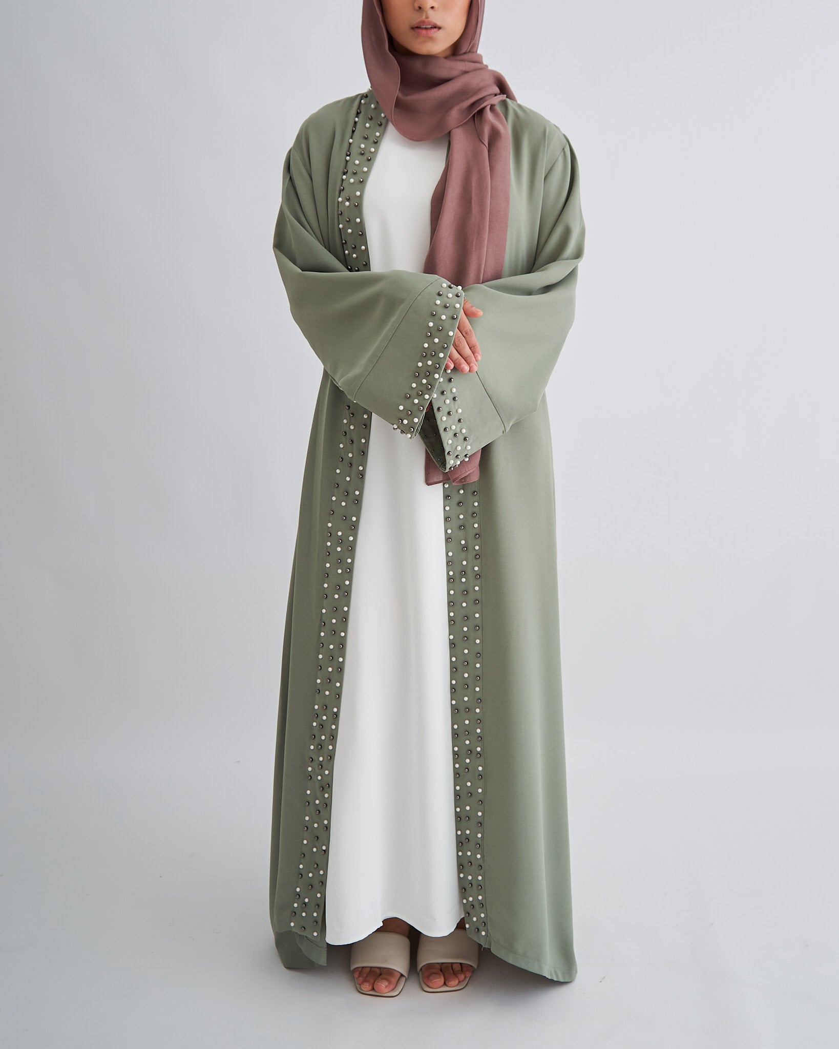 Amirah Pearl Abaya - Minty