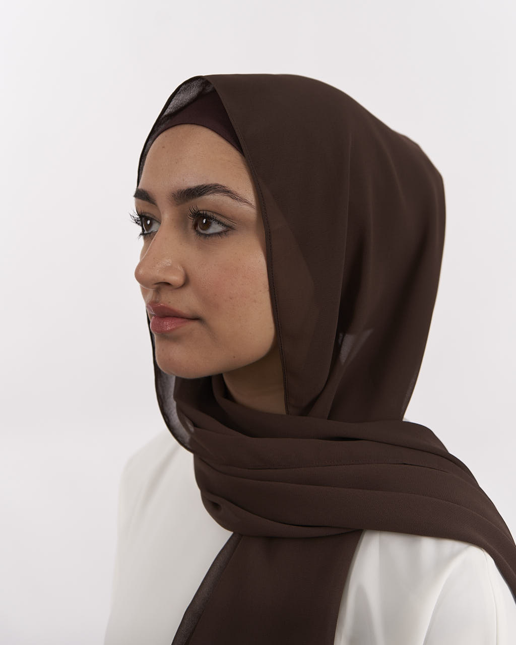 Chiffon-Hijab + Mütze – Braun