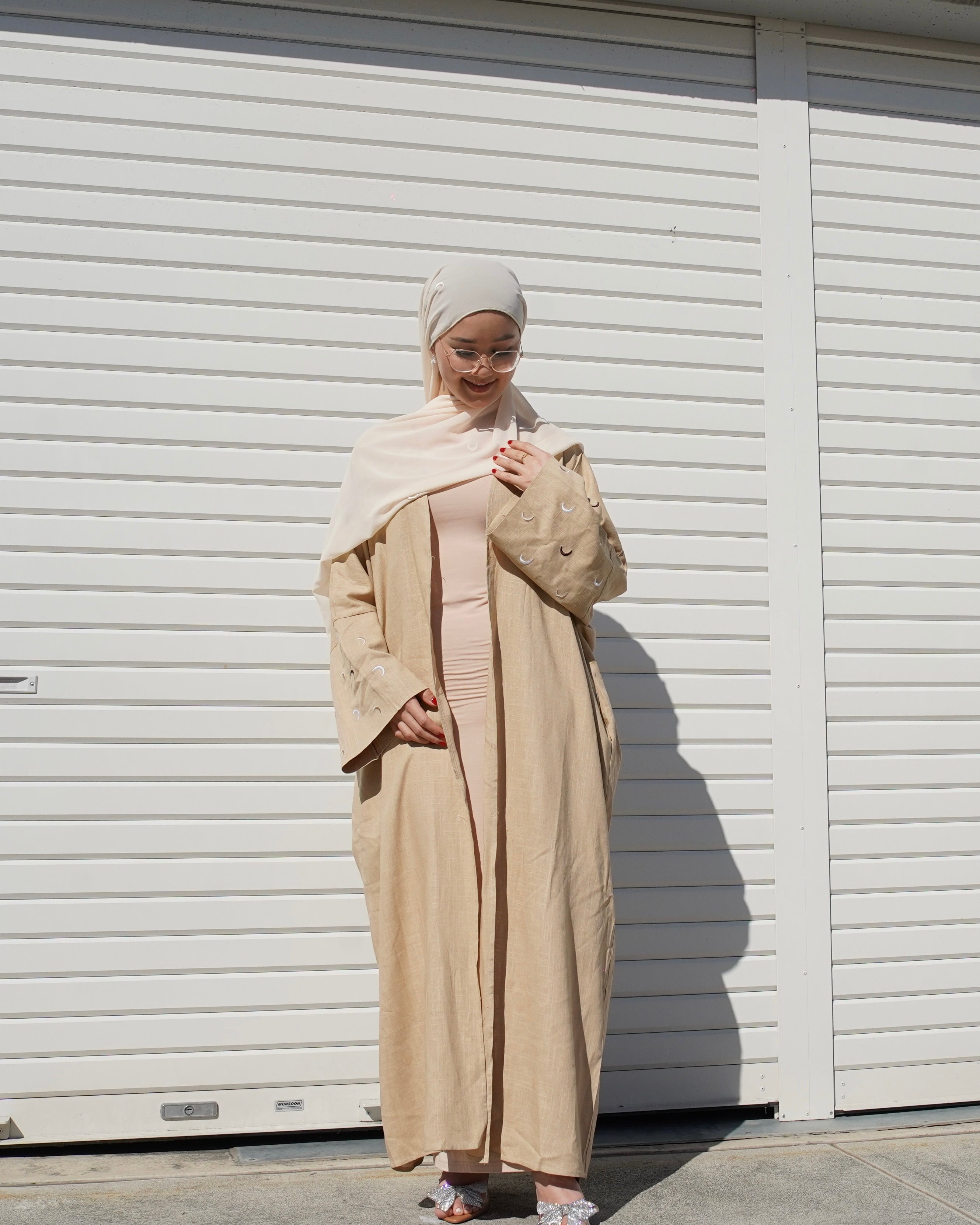 Moon Linen Abaya with Hijab - Beige