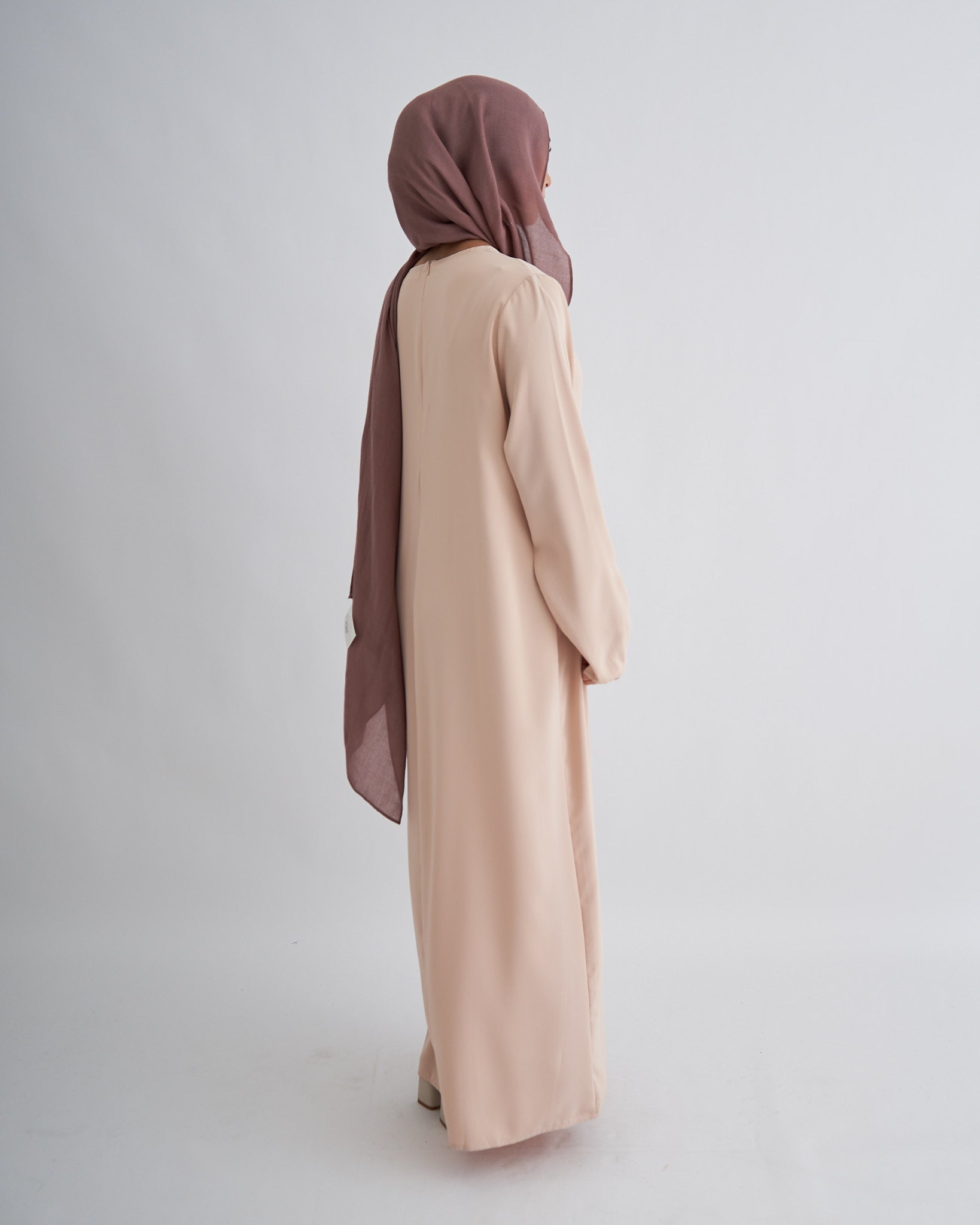 Essential Abaya with Pockets - Cream