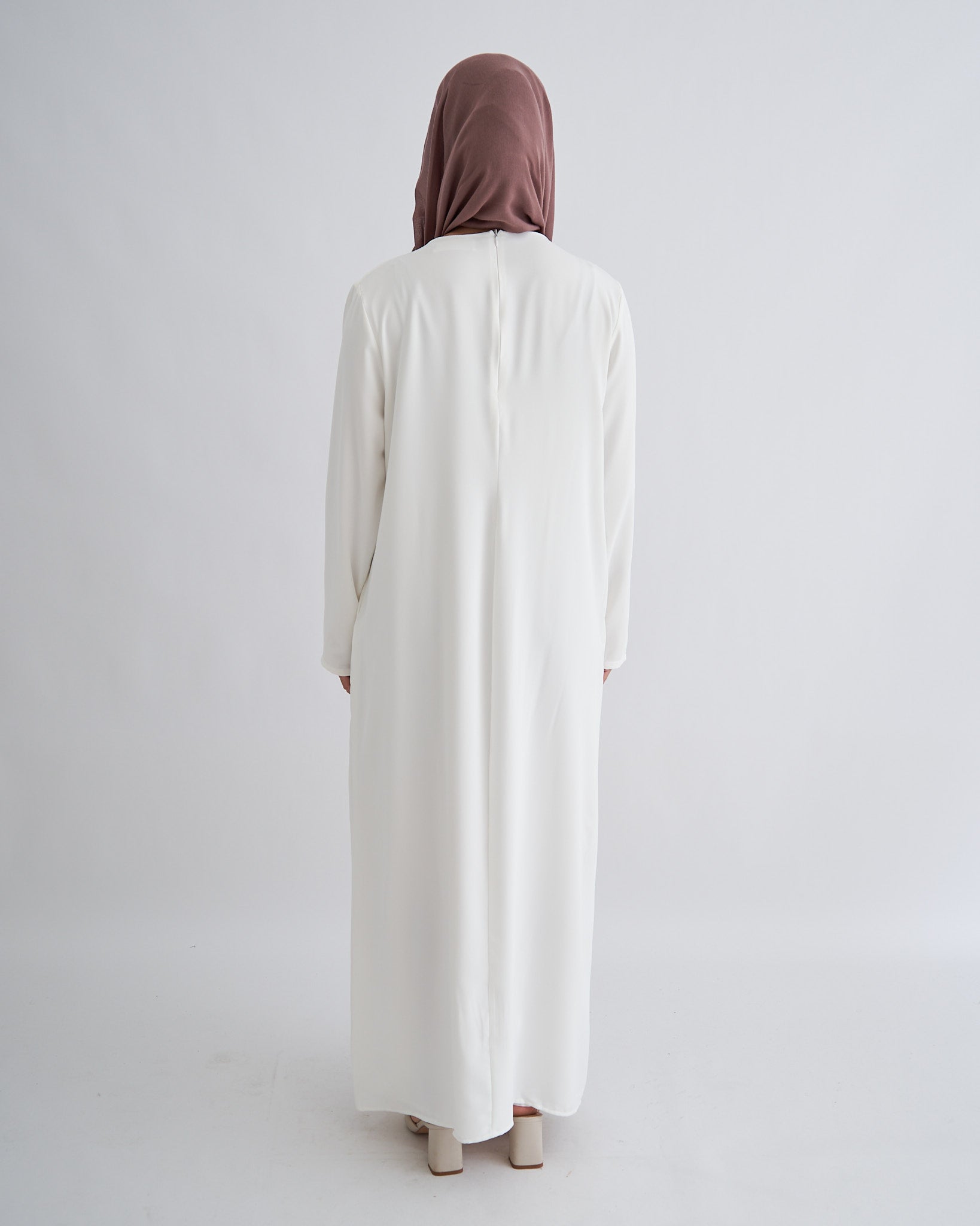 Essential Abaya with Pockets - White