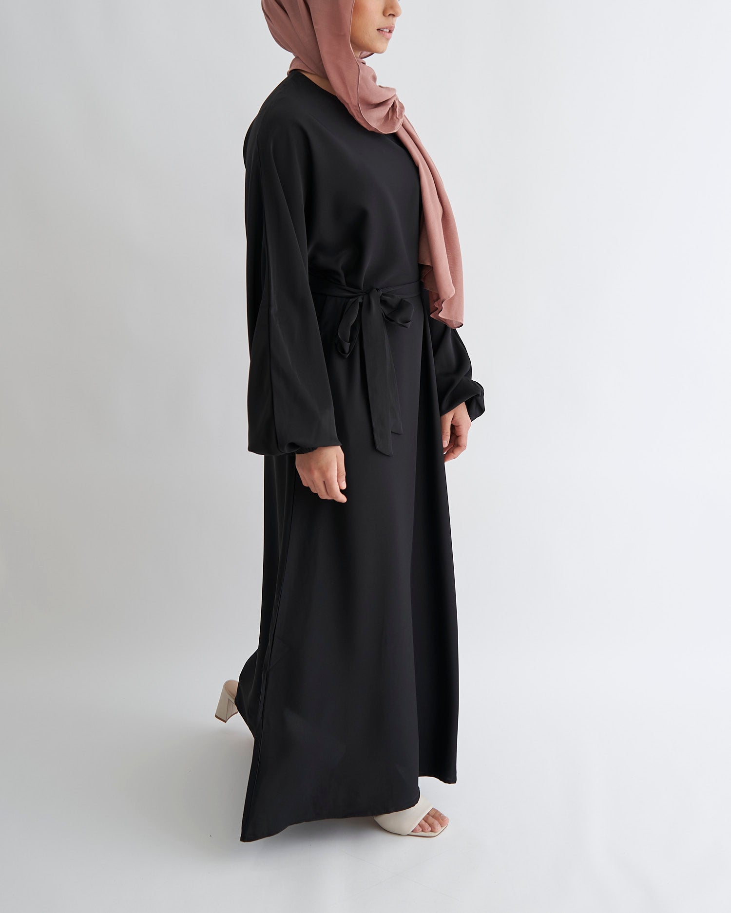 Essential Cuffed Abaya - Black