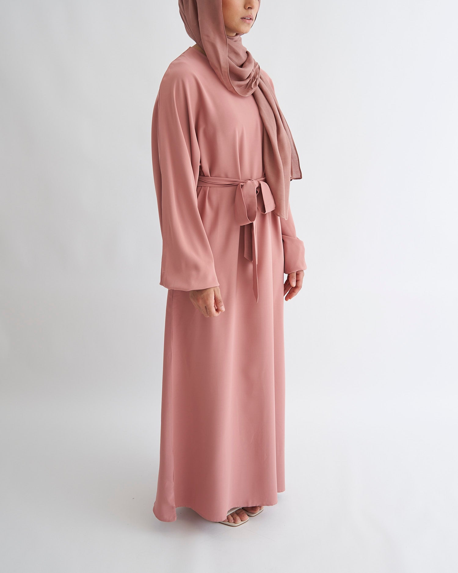 Essential Cuffed Abaya - Pink