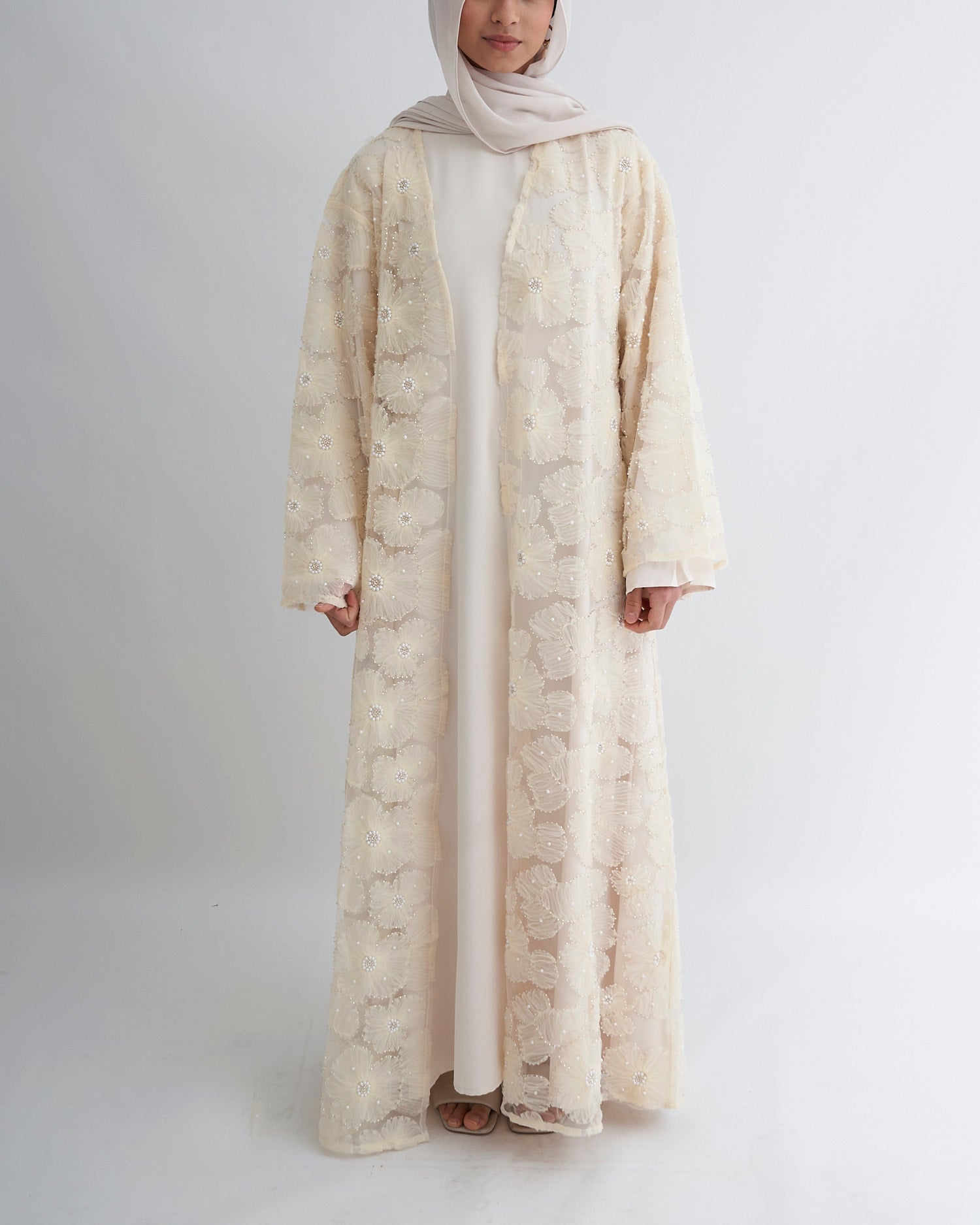 Sumayya Abaya - Cream