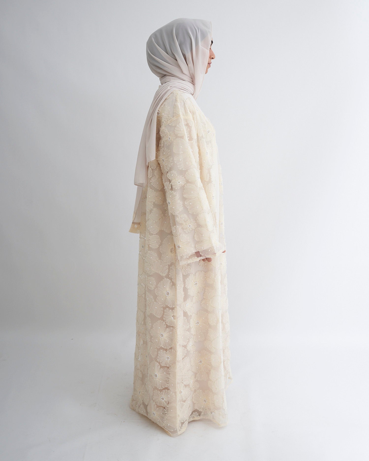 Sumayya Abaya - Cream