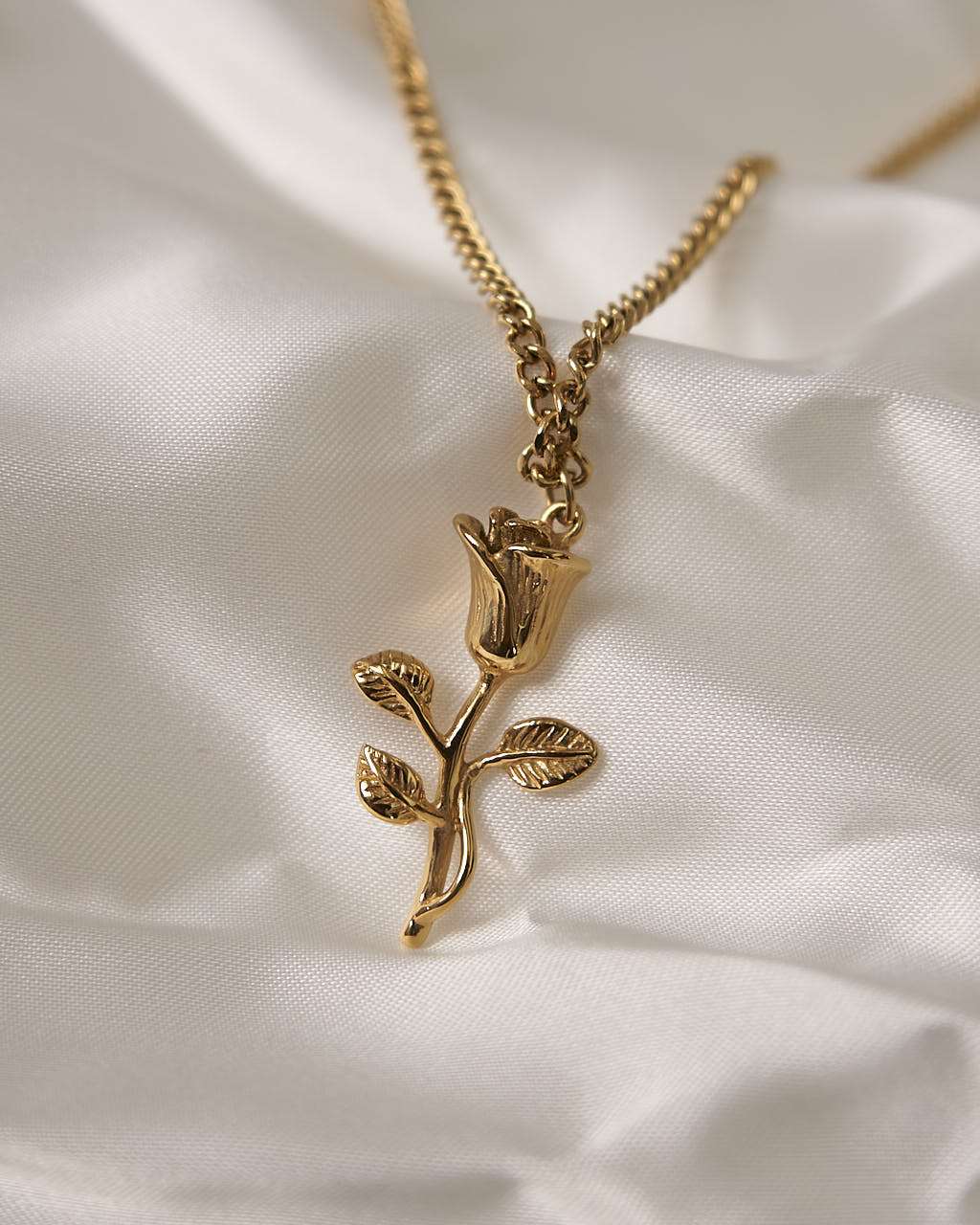 Forever Rose Necklace - Necklace - Fajr Noor