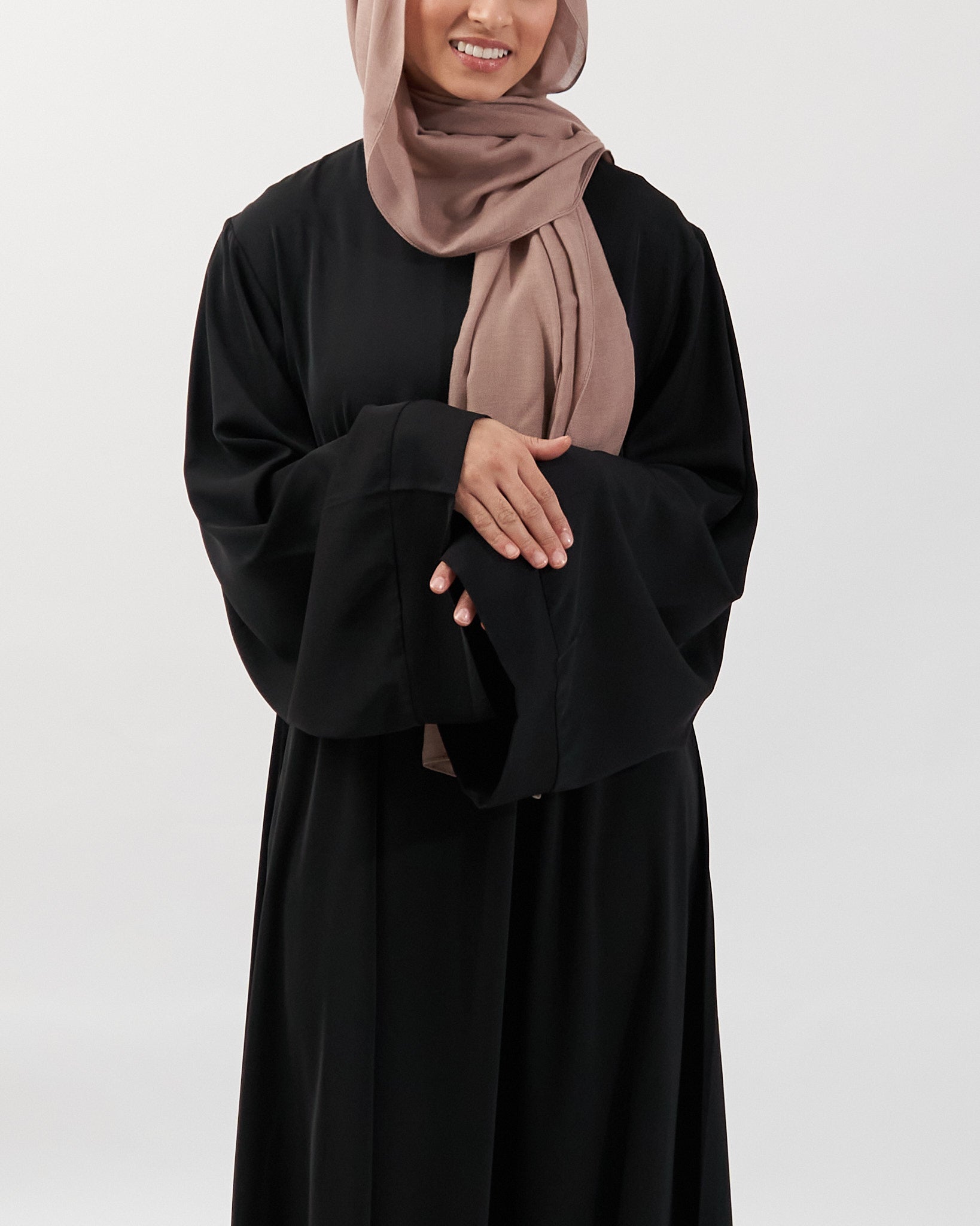 Khatijah Abaya - Black Closed Abaya Fajr Noor 