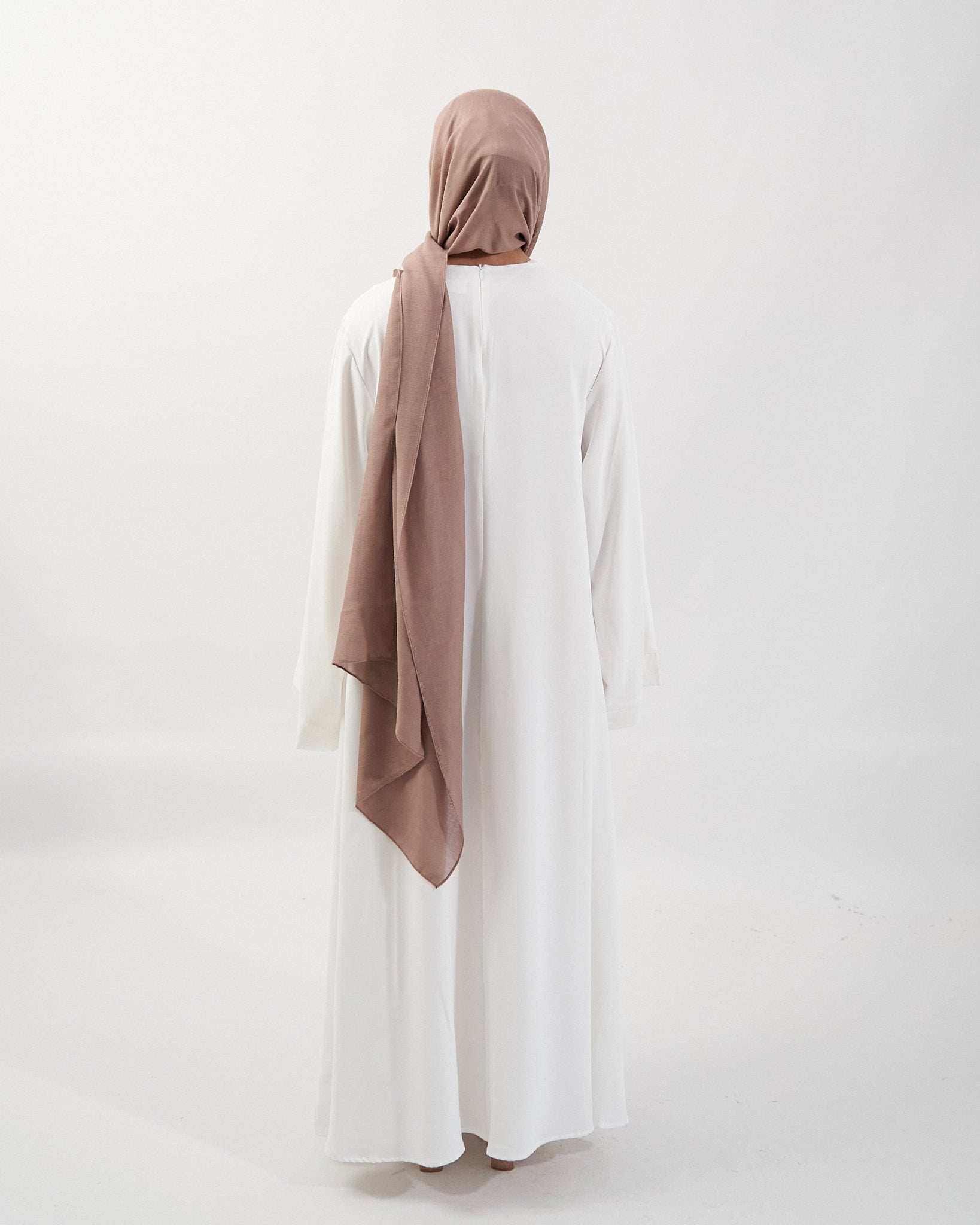 Khatijah Abaya - White Closed Abaya Fajr Noor 