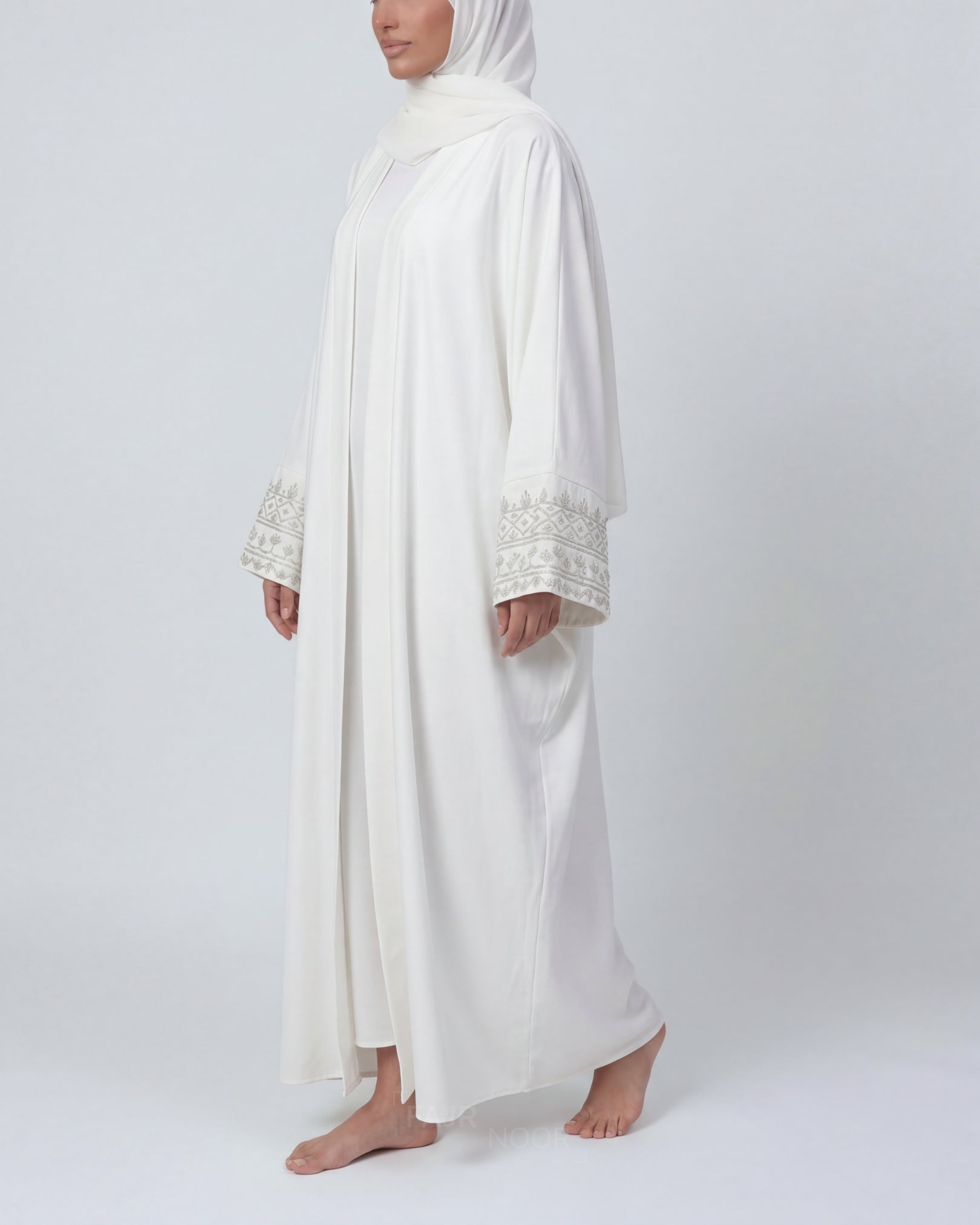 Maryam Eid Abaya - White