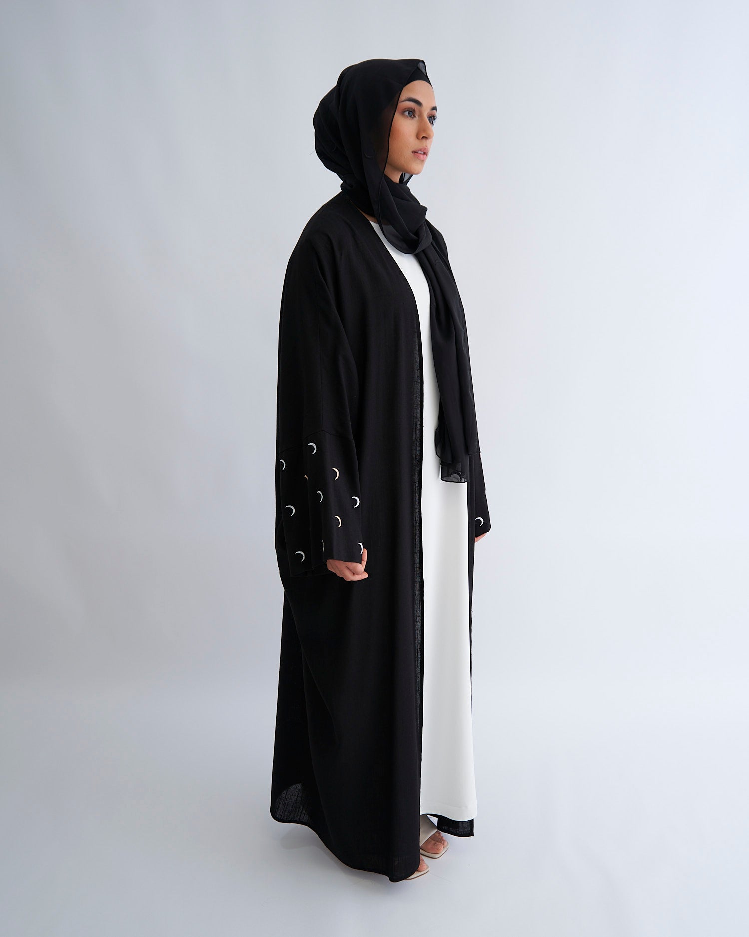 Moon Linen Abaya with Hijab - Black