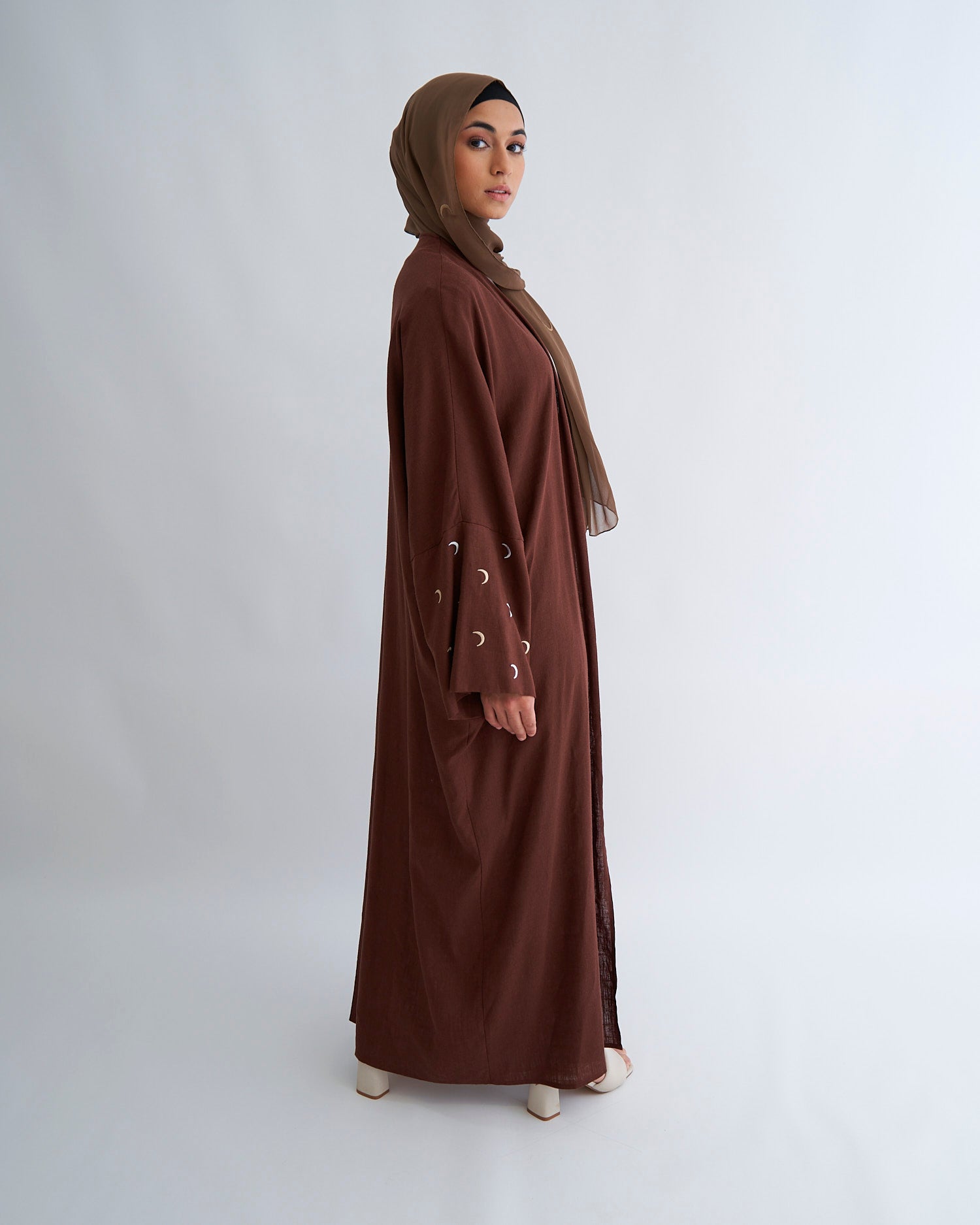 Moon Linen Abaya with Hijab - Coffee