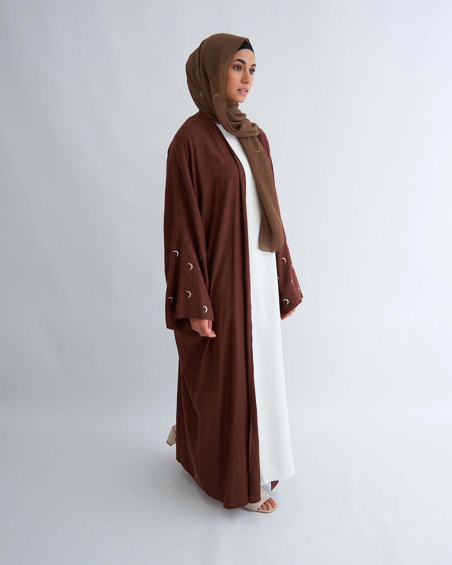 Moon Linen Abaya with Hijab - Coffee