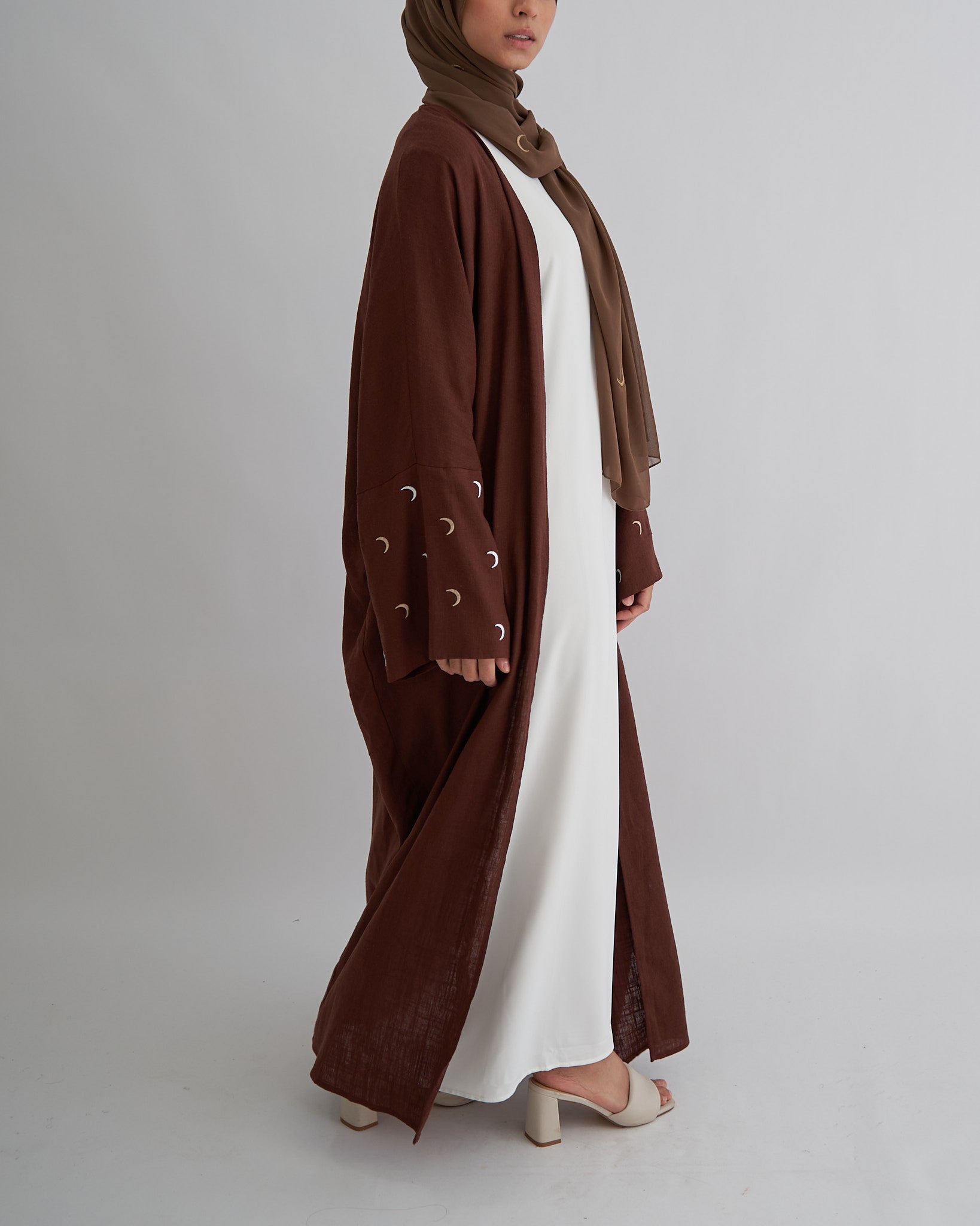 Moon Linen Abaya with Hijab - Coffee