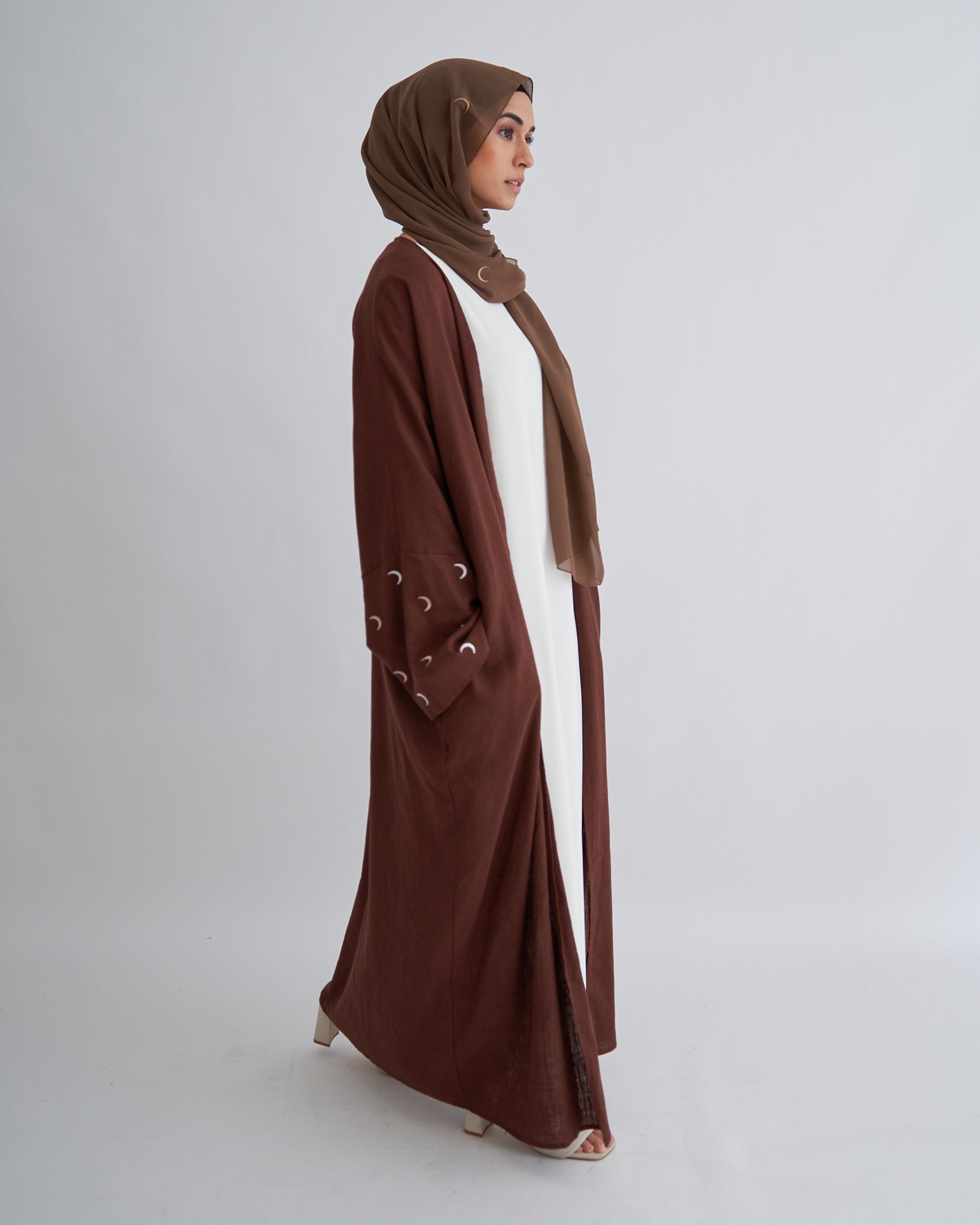 Moon Linen Abaya with Hijab - Coffee